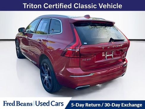Used 2018 Volvo XC60 T8 Inscription w/ Luxury Seat Package AWD/4WD image 6