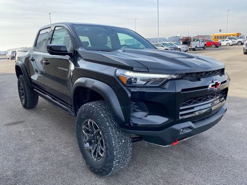 New 2026 GMC Canyon Elevation image 4