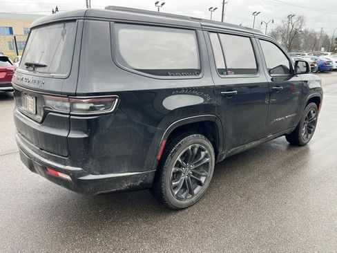 Used 2023 Jeep Grand Wagoneer Series II image 2