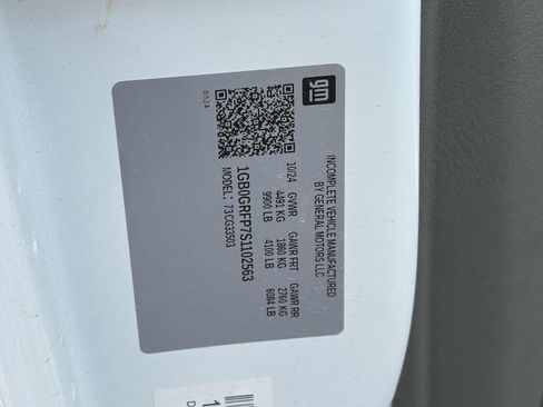 New 2025 Chevrolet Express 3500 w/ Power Convenience Package image 17