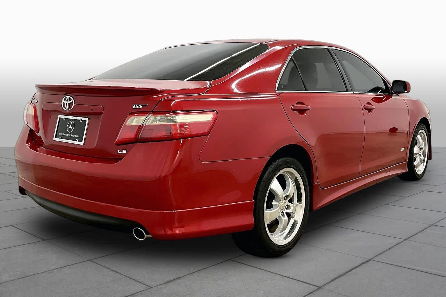 Used 2009 Toyota Camry LE FWD image 12