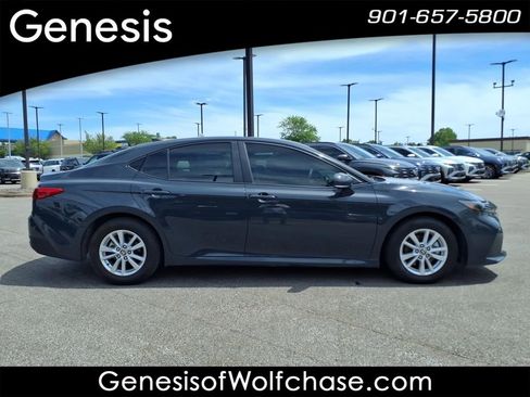 Used 2025 Toyota Camry LE FWD image 6