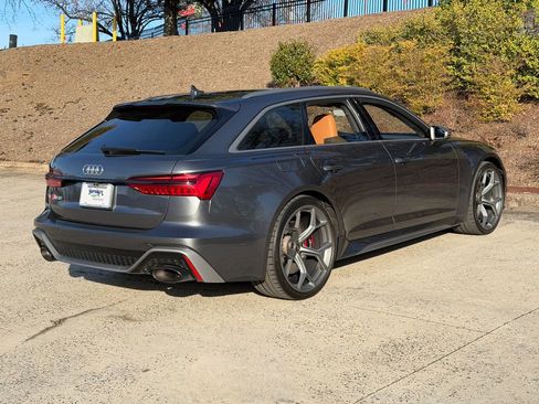 Used 2024 Audi RS 6 performance image 3