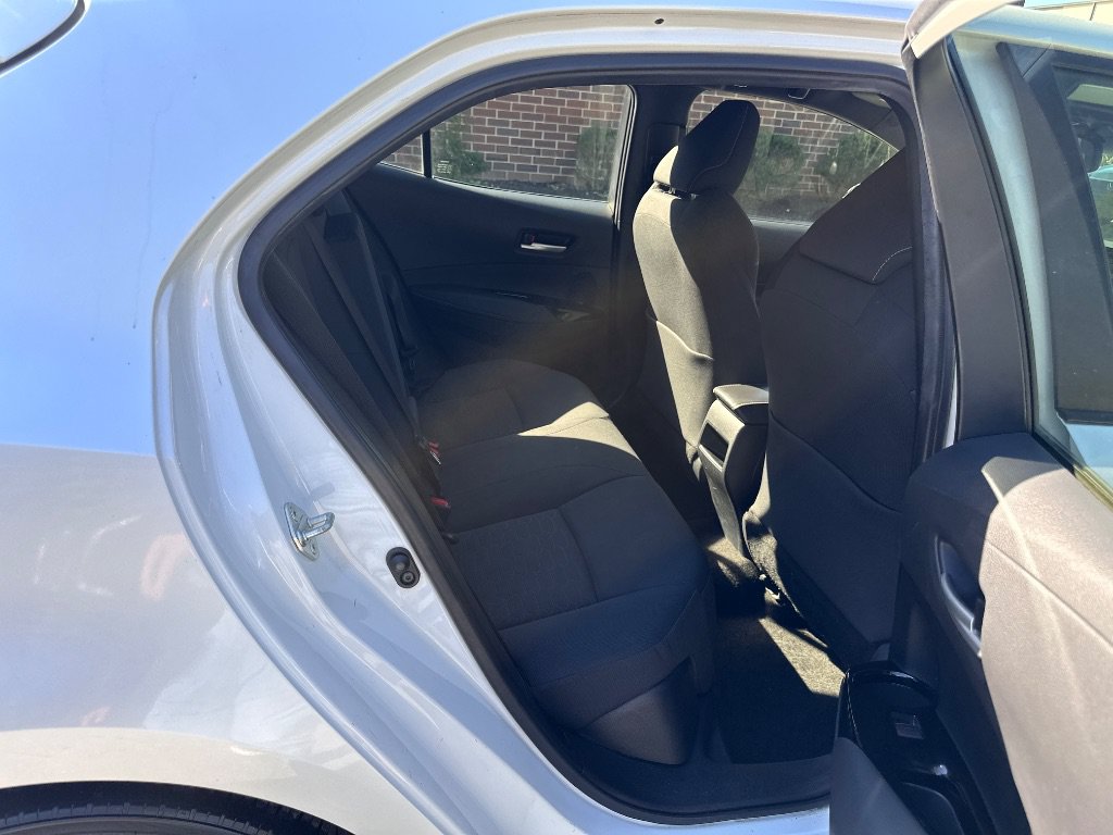 Used 2021 Toyota Corolla SE w/ Carpet Mat Package (TMS) FWD image 19