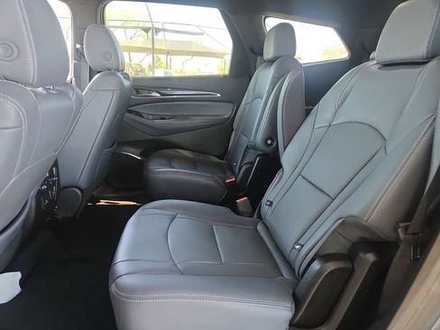 Used 2024 Buick Enclave Premium AWD/4WD image 8