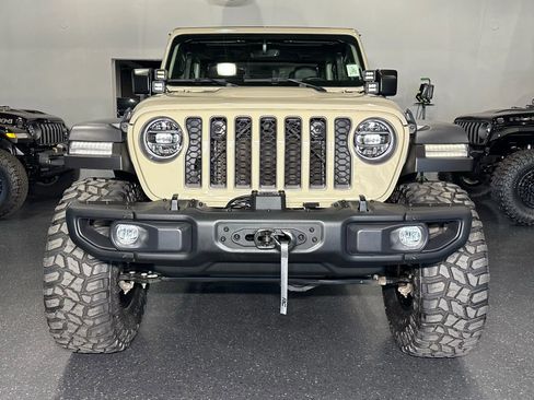 Used 2022 Jeep Gladiator Rubicon w/ LED Lighting Group image 3