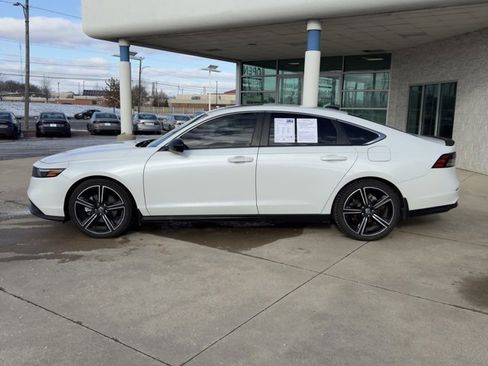 Certified 2024 Honda Accord Sport image 6