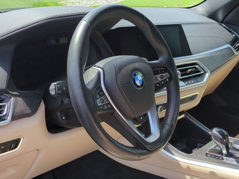 Used 2022 BMW X5 xDrive45e AWD/4WD image 18