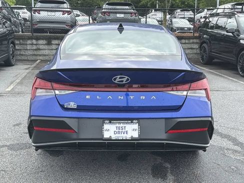 New 2026 Hyundai Elantra SEL Sport Premium FWD image 7