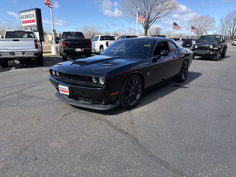 Used 2021 Dodge Challenger R/T Scat Pack image 5