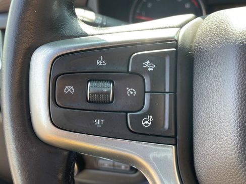 Used 2021 Chevrolet Suburban Z71 w/ Luxury Package AWD/4WD image 15
