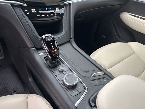 Certified 2023 Cadillac XT6 Sport w/ Technology Package image 37