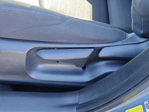 Used 2022 Toyota Corolla SE image 18