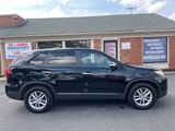 Used 2015 Kia Sorento LX image 3