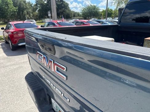 Used 2025 GMC Sierra 2500 Denali w/ Denali Reserve Package AWD/4WD image 18