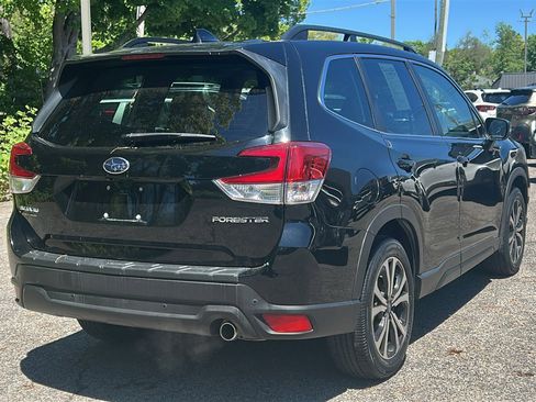 Used 2021 Subaru Forester Limited AWD/4WD image 7
