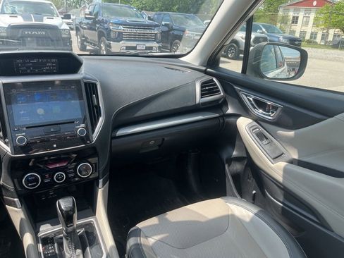 Used 2020 Subaru Forester Limited AWD/4WD image 12