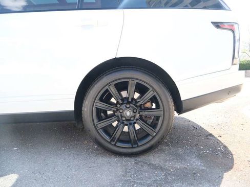 Used 2018 Land Rover Range Rover Long Wheelbase Supercharged AWD/4WD image 7