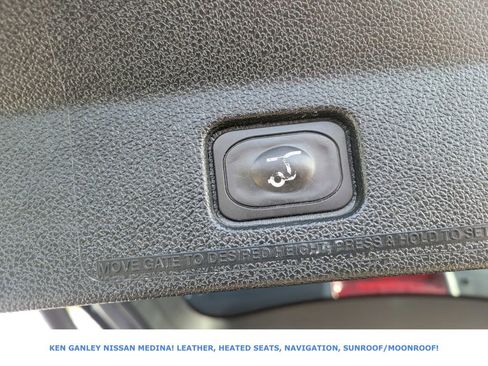 Used 2018 Ford Explorer XLT w/ Equipment Group 202A image 50