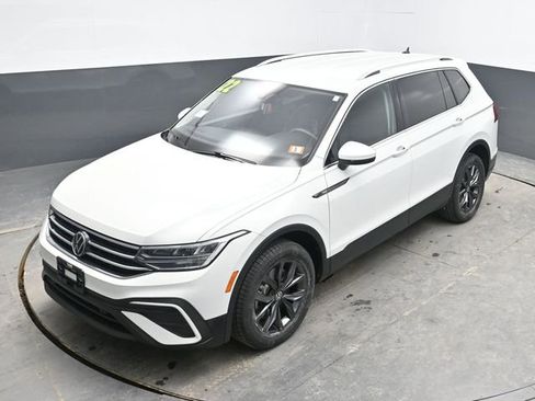 Used 2022 Volkswagen Tiguan SE image 23