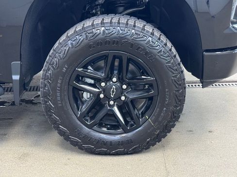 New 2026 Chevrolet Silverado 1500 Custom Trail Boss AWD/4WD image 4