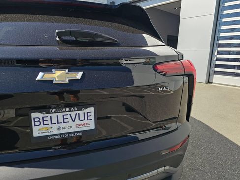 New 2026 Chevrolet Blazer EV LT AWD/4WD image 17