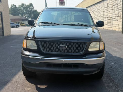 Used 2001 Ford F150 Lariat RWD image 3