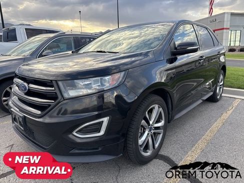 Used 2018 Ford Edge Sport w/ Technology Package AWD/4WD image 17