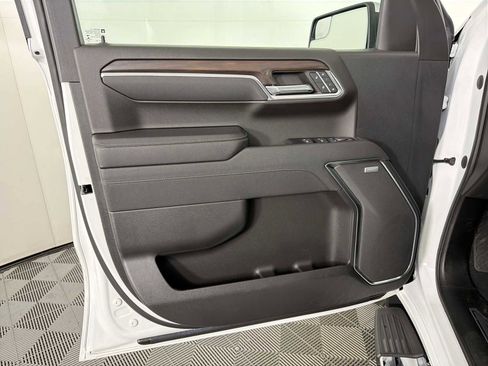 Used 2023 GMC Sierra 1500 SLT w/ SLT Premium Package image 8