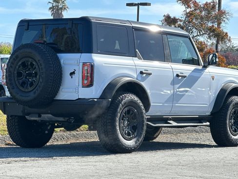 Used 2025 Ford Bronco Badlands AWD/4WD image 5