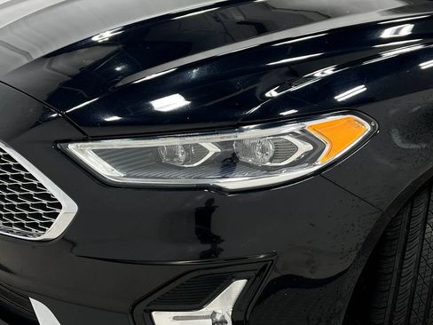 Used 2019 Ford Fusion Titanium FWD image 35