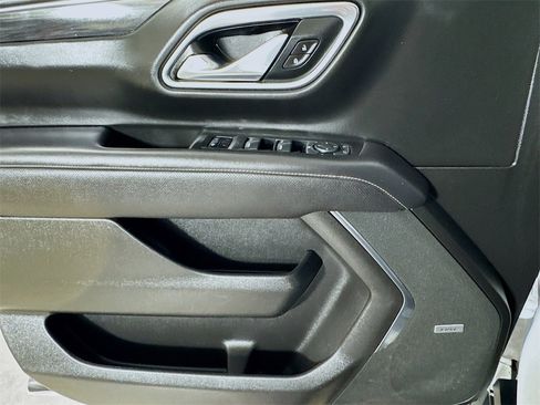 Used 2021 GMC Yukon SLT image 15