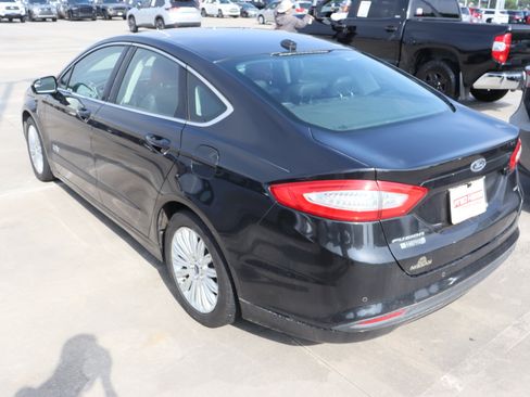 Used 2014 Ford Fusion Energi SE image 8