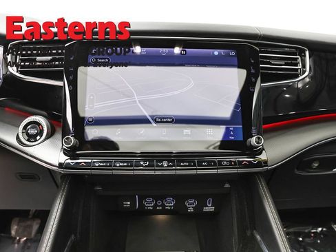 Used 2025 Jeep Grand Wagoneer Series II Obsidian w/ Quick Order Packagew 28T AWD/4WD image 12