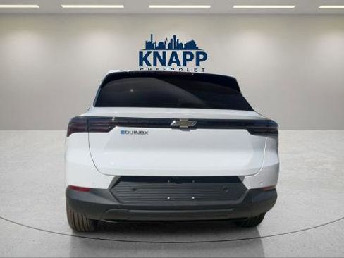 New 2026 Chevrolet Equinox EV LT image 4