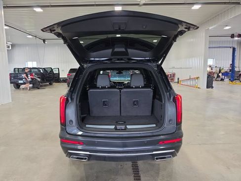 Used 2020 Cadillac XT6 Premium Luxury AWD/4WD image 31