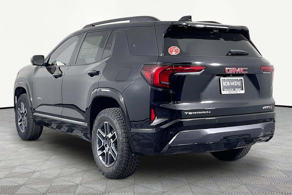 New 2027 GMC Terrain AT4 w/ Convenience Package III AWD/4WD image 4