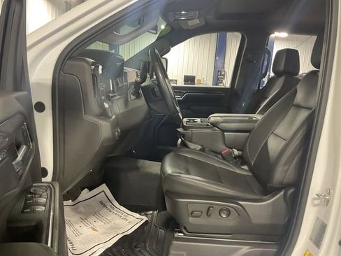 Used 2024 Chevrolet Silverado 2500 LTZ image 9
