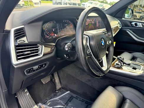 Used 2021 BMW X5 xDrive40i w/ Convenience Package image 11