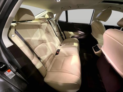 Used 2020 Lexus LS 500 AWD w/ Accessory Package (Z2) image 19