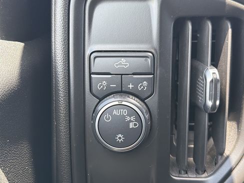 Used 2019 Chevrolet Silverado 1500 W/T w/ Trailering Package RWD image 23