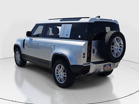 Used 2024 Land Rover Defender 110 S AWD/4WD image 7