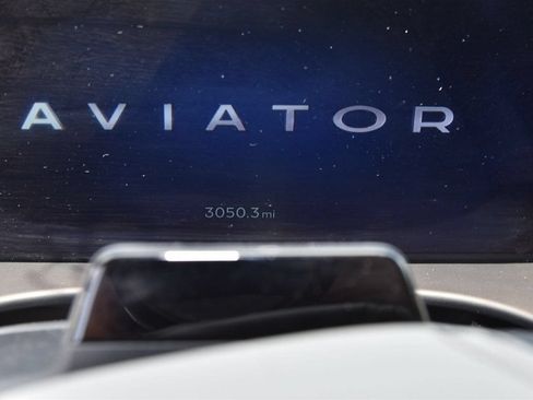 Certified 2025 Lincoln Aviator Reserve w/ Illumination Package RWD image 7