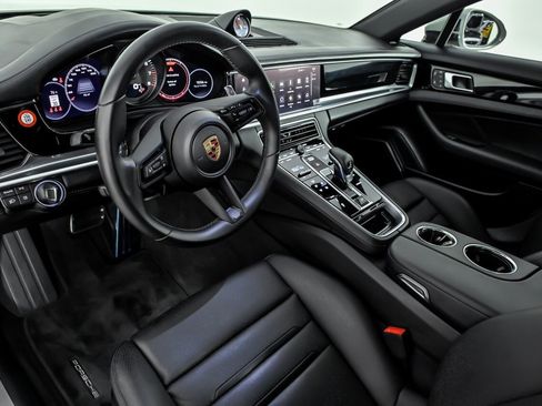 Used 2023 Porsche Panamera 4S AWD/4WD image 17