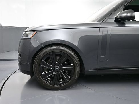 Used 2023 Land Rover Range Rover SE AWD/4WD image 12