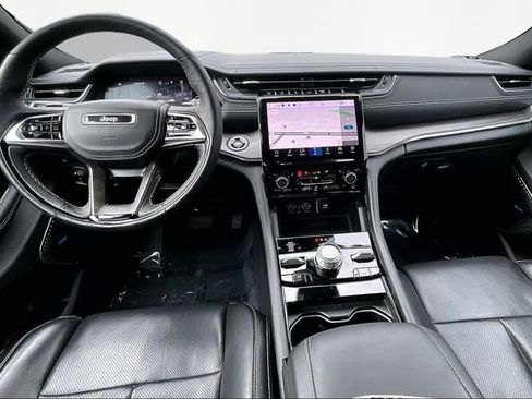 Used 2023 Jeep Grand Cherokee Overland w/ Advanced Protech Group III image 7