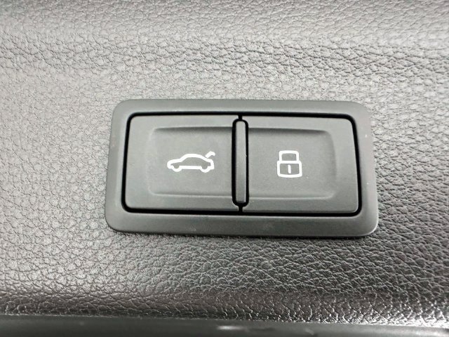 Certified 2024 Audi Q3 2.0T Premium AWD/4WD image 11