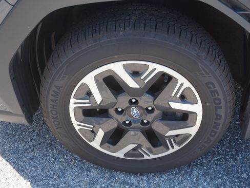 Used 2026 Subaru Forester Premium AWD/4WD image 9