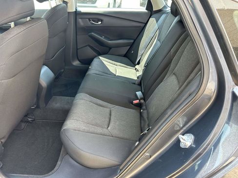 Used 2023 Honda Accord EX image 9