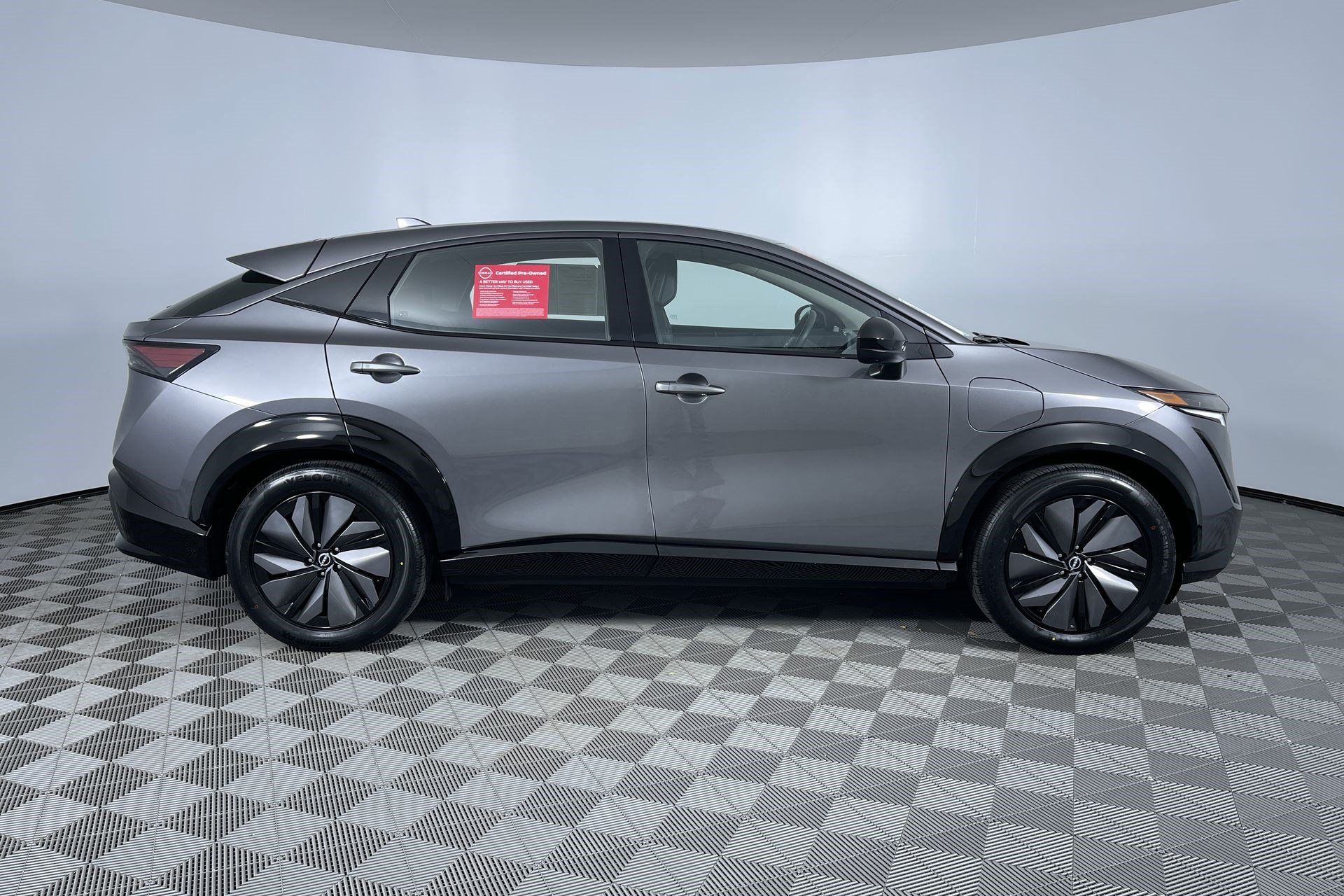 Certified 2024 Nissan Ariya AWD image 10